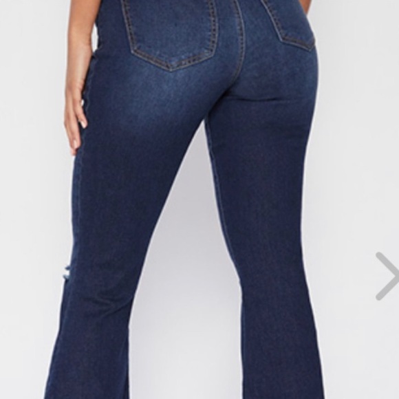 YMI Jeans - Picture 3 of 8